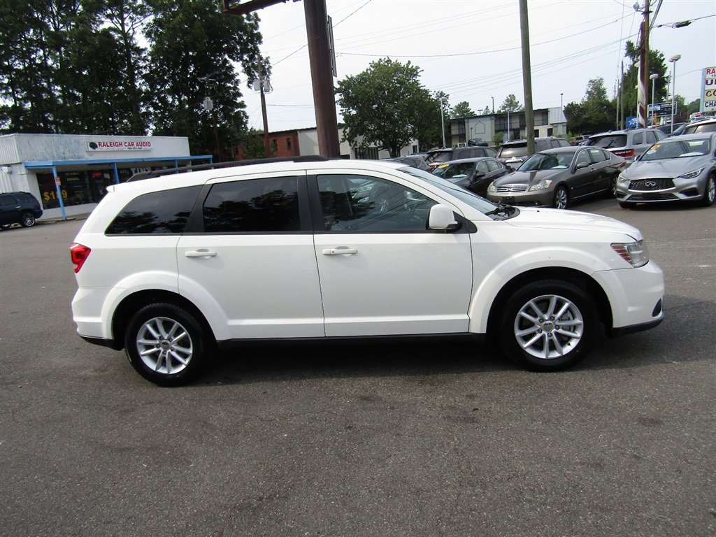 Used 2014 Dodge Journey SXT w/ Quick Order Package 22C FWD image 7