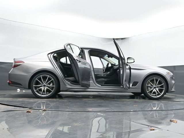 Used 2025 Genesis G70 2.5T image 74