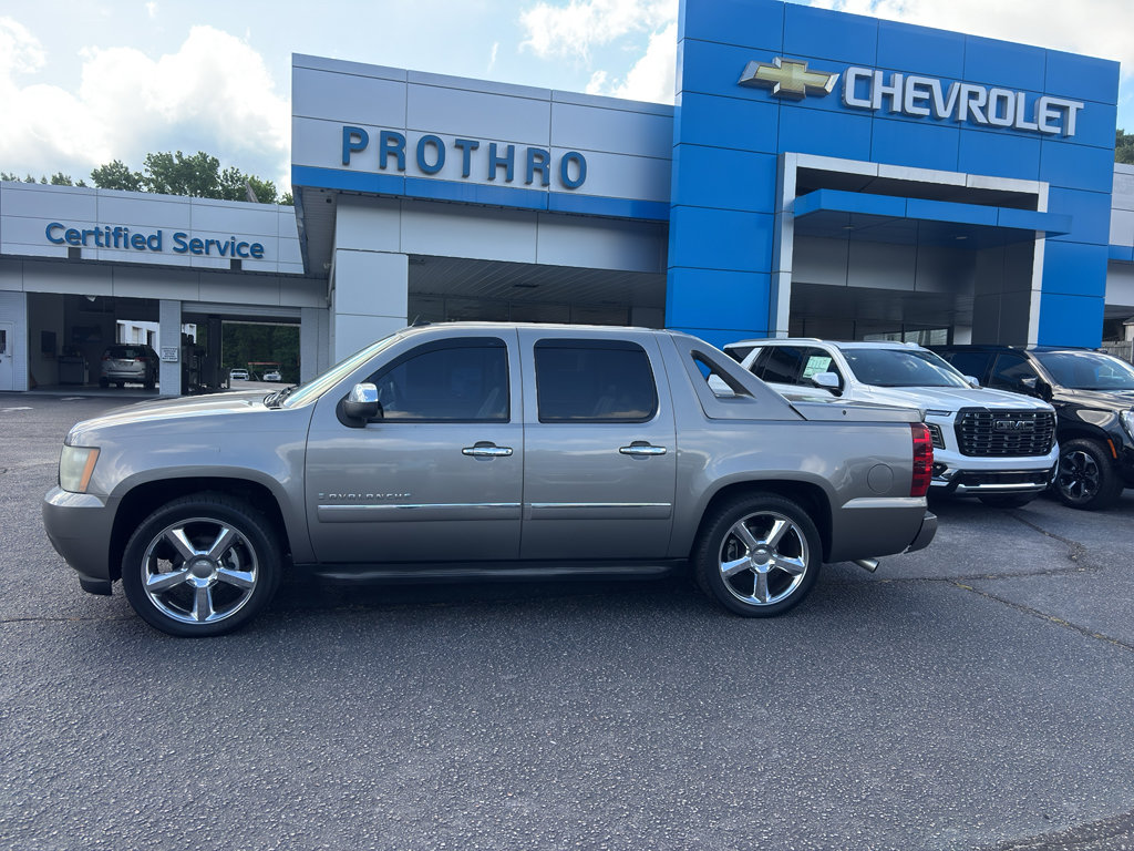 Used 2009 Chevrolet Avalanche LT