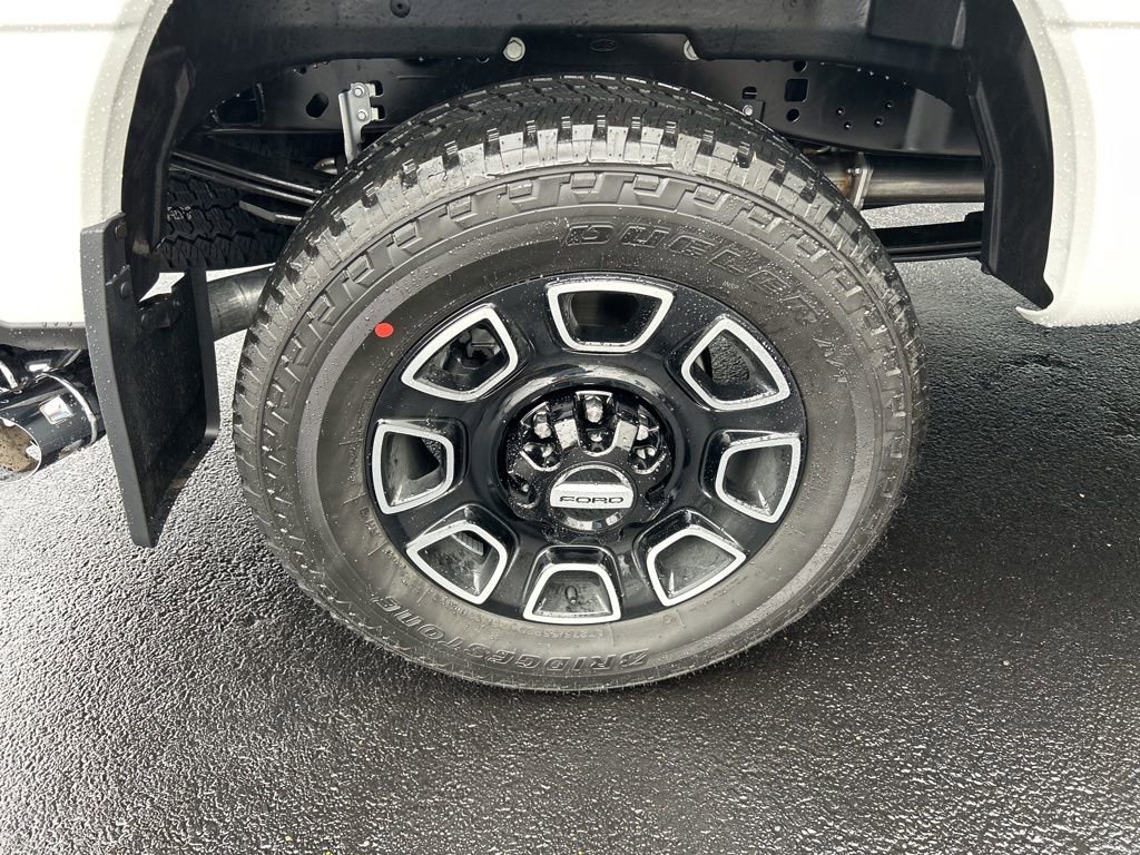 New 2026 Ford F250 Platinum image 40