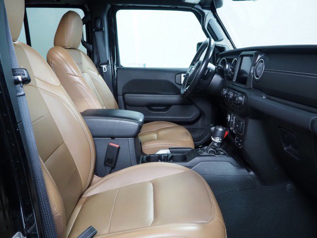 Used 2022 Jeep Wrangler Unlimited Sahara w/ Safety Group image 15