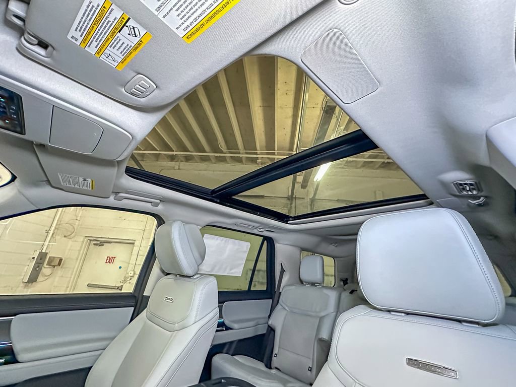 New 2026 Ford Expedition Platinum image 25