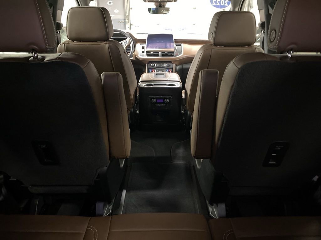 Used 2022 Chevrolet Tahoe High Country AWD/4WD image 17