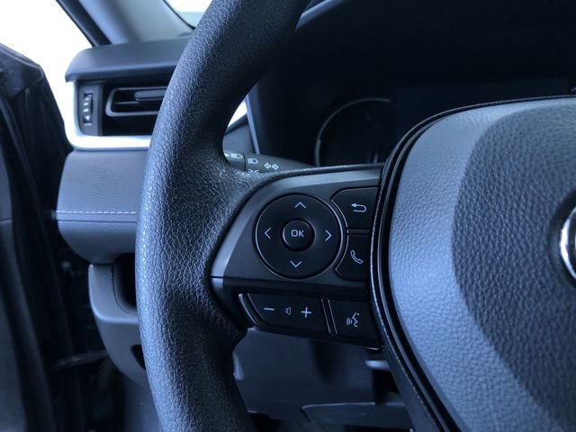 Used 2025 Toyota RAV4 LE image 25