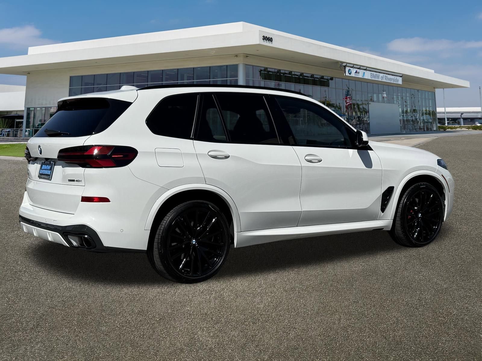 Used 2026 BMW X5 sDrive40i image 11