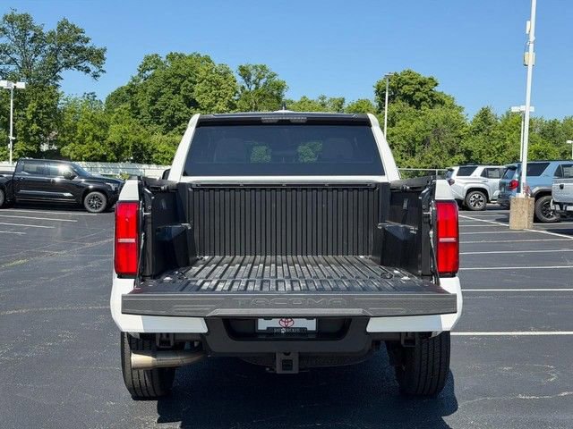 Used 2025 Toyota Tacoma SR5 RWD image 4