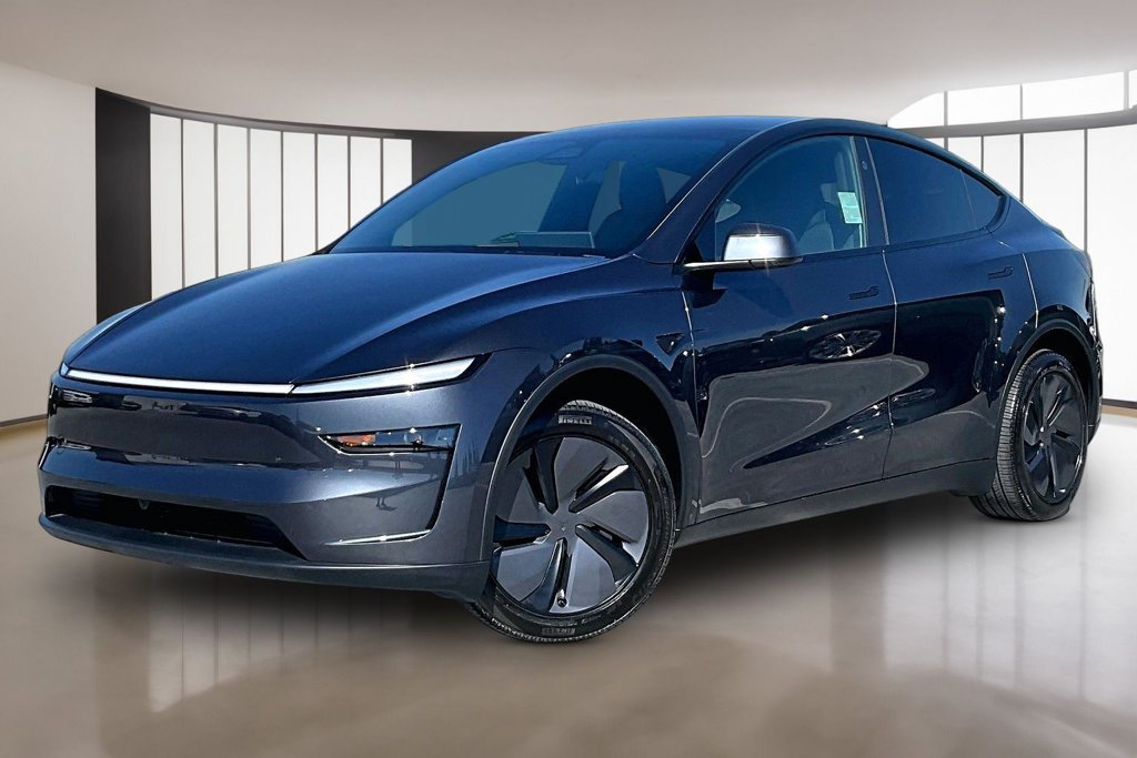Used 2026 Tesla Model Y 2WD image 1