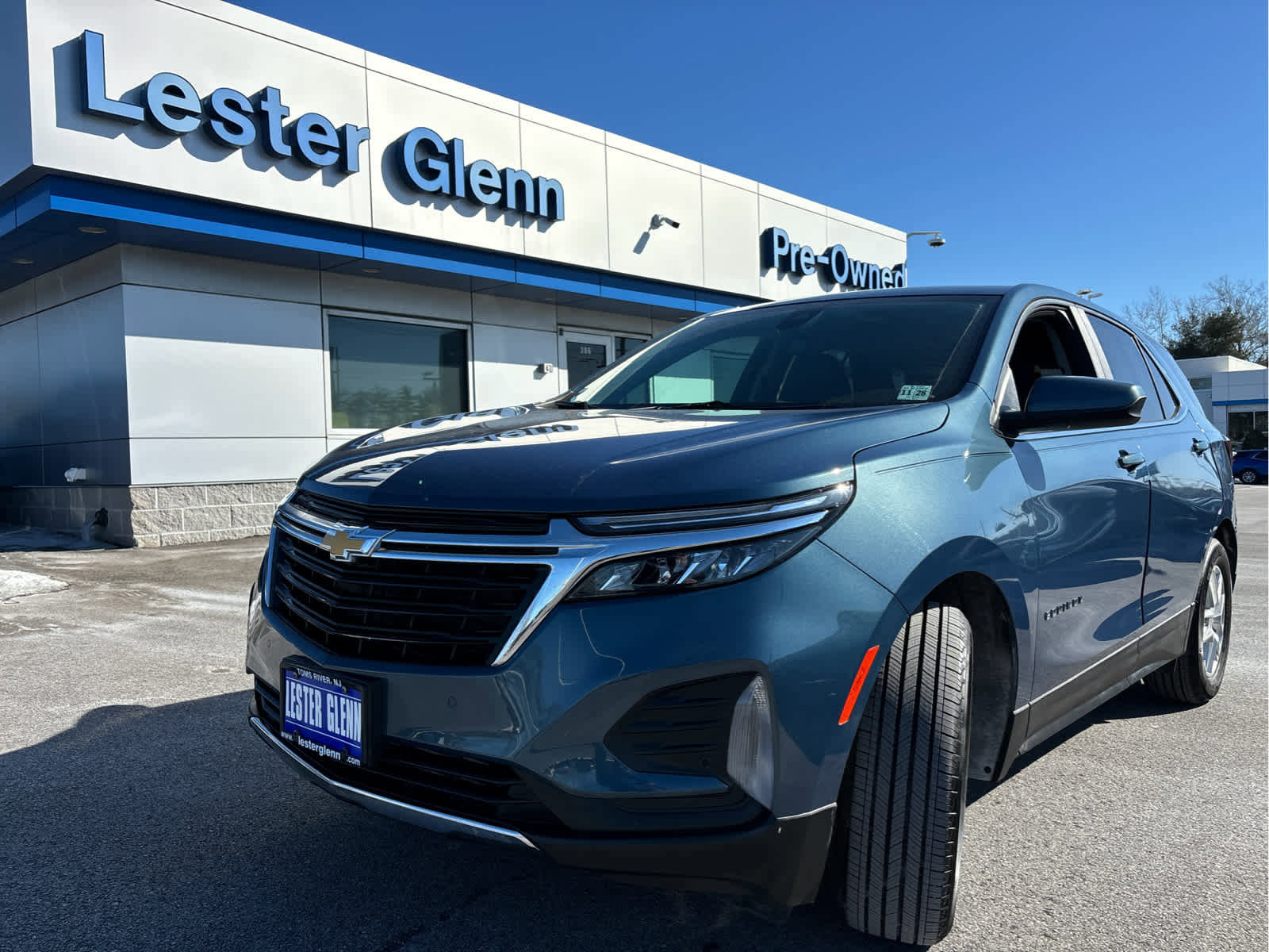 Certified 2024 Chevrolet Equinox LT w/ LPO, Floor Liner Package image 6