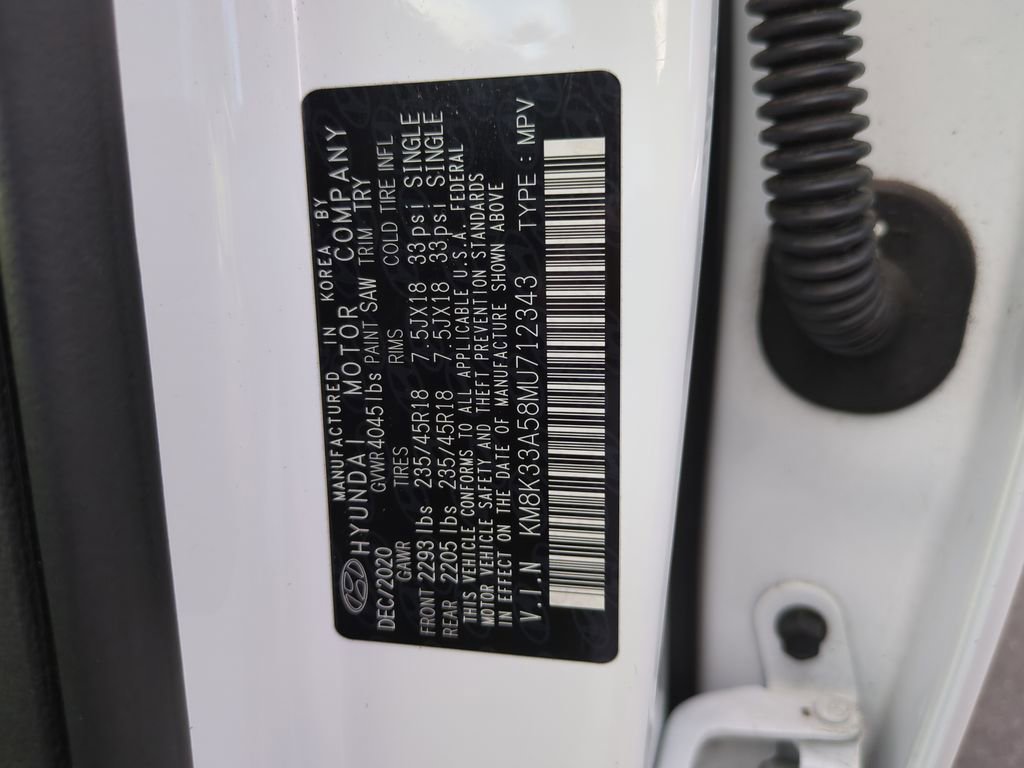 Certified 2021 Hyundai Kona Limited w/ Cargo Package image 9