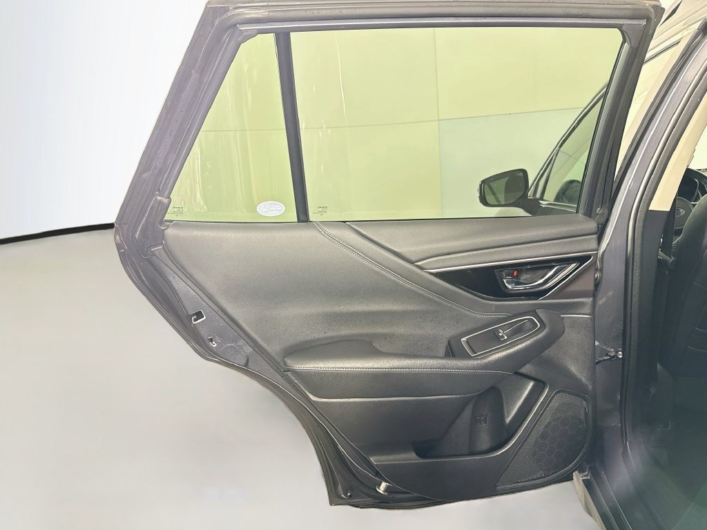 Used 2023 Subaru Outback Limited AWD/4WD image 25