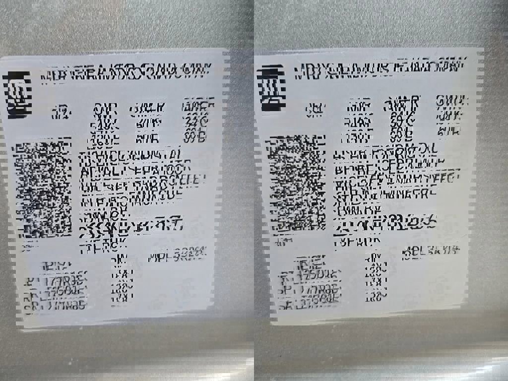 Used 2024 Chevrolet Silverado 2500 LT w/ Convenience Package image 81