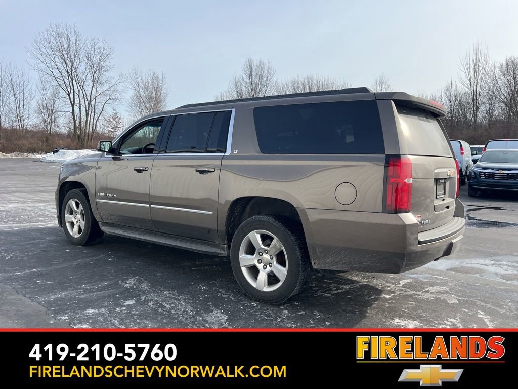 Used 2016 Chevrolet Suburban LT image 9