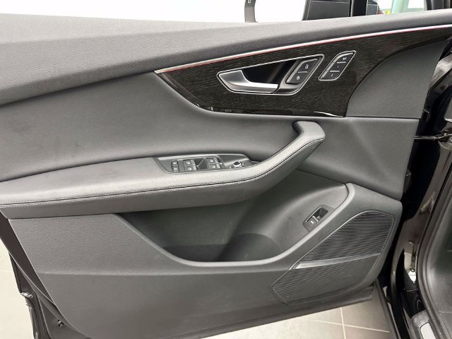 Certified 2024 Audi Q7 3.0T Premium Plus AWD/4WD image 17