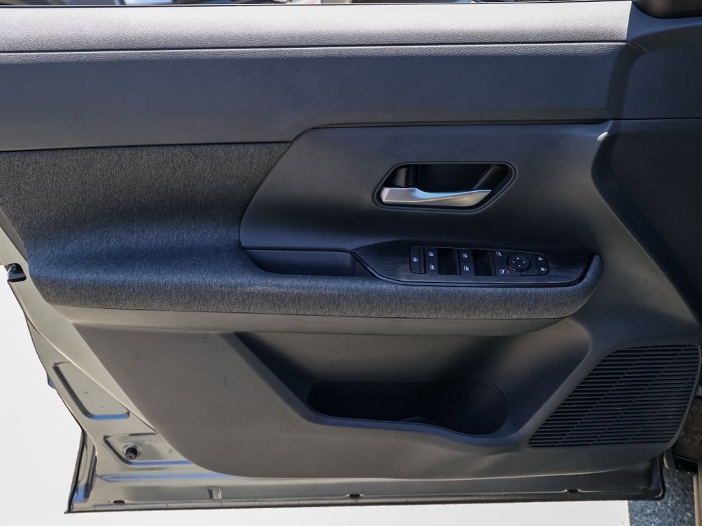 New 2026 Nissan Kicks SV w/ Cold Weather Package FWD image 53