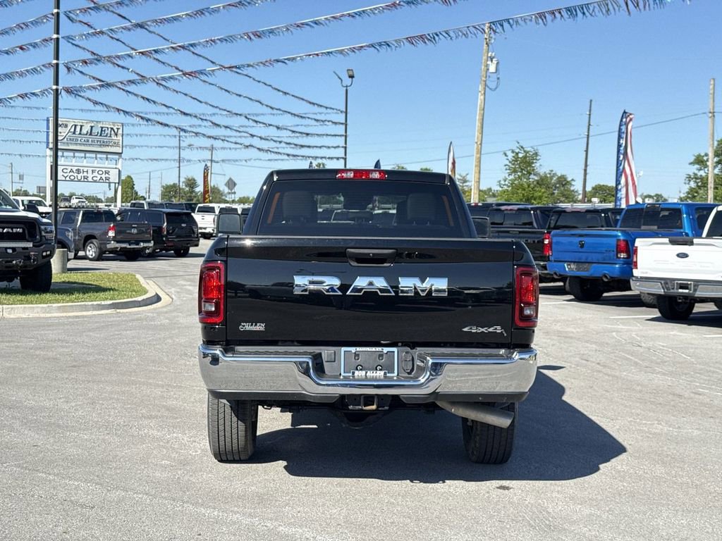 Used 2025 RAM 2500 Tradesman w/ Chrome Appearance Group AWD/4WD image 18