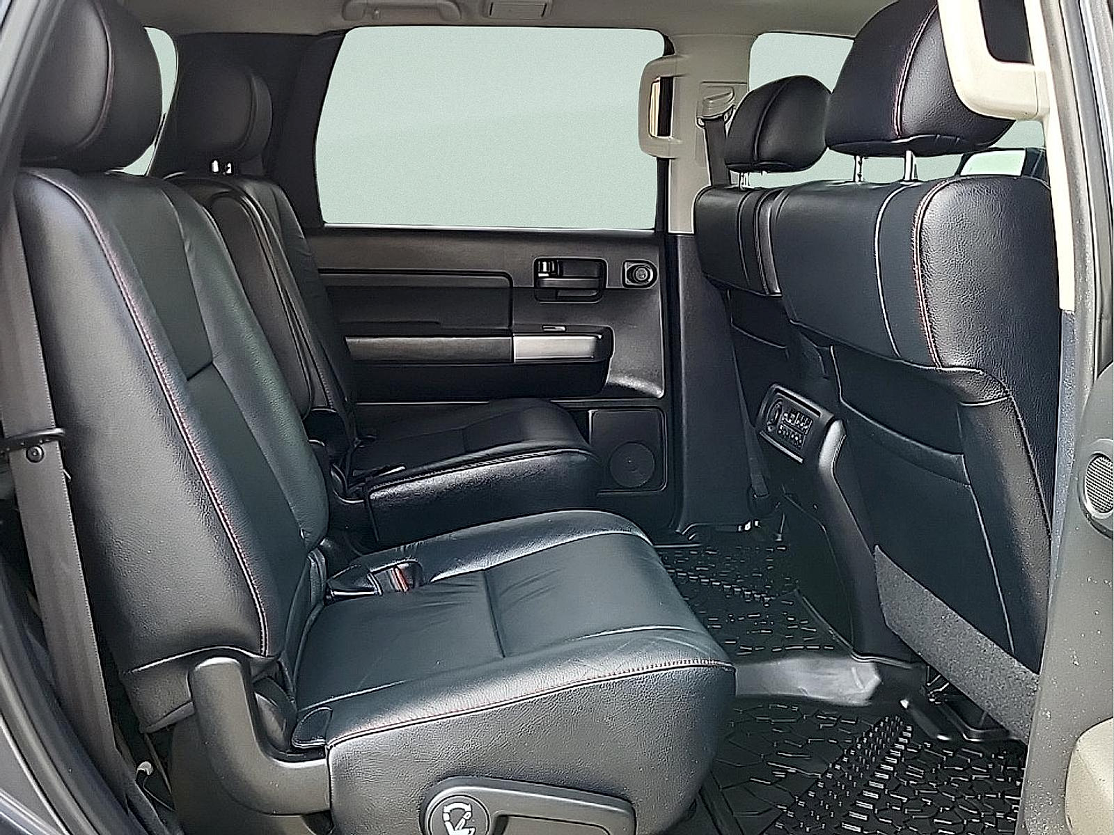 Used 2020 Toyota Sequoia TRD Pro AWD/4WD image 11