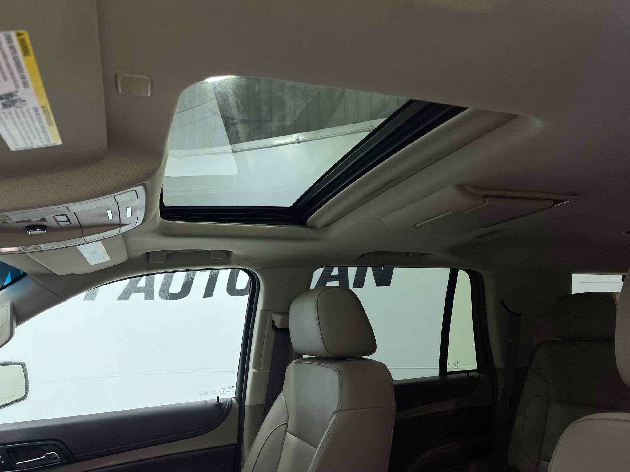 Used 2018 Chevrolet Tahoe LT AWD/4WD image 13