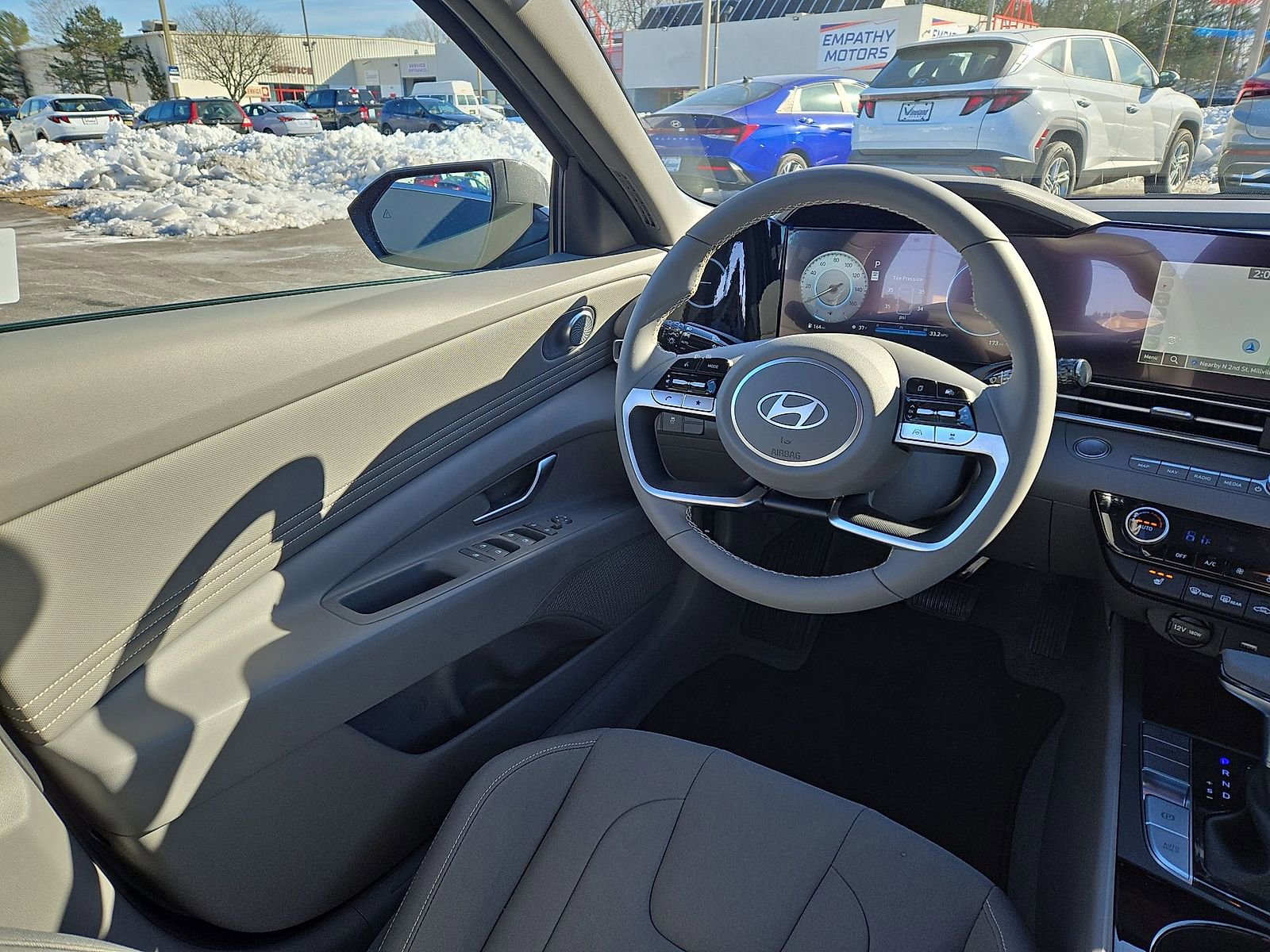 Used 2025 Hyundai Elantra SEL image 15