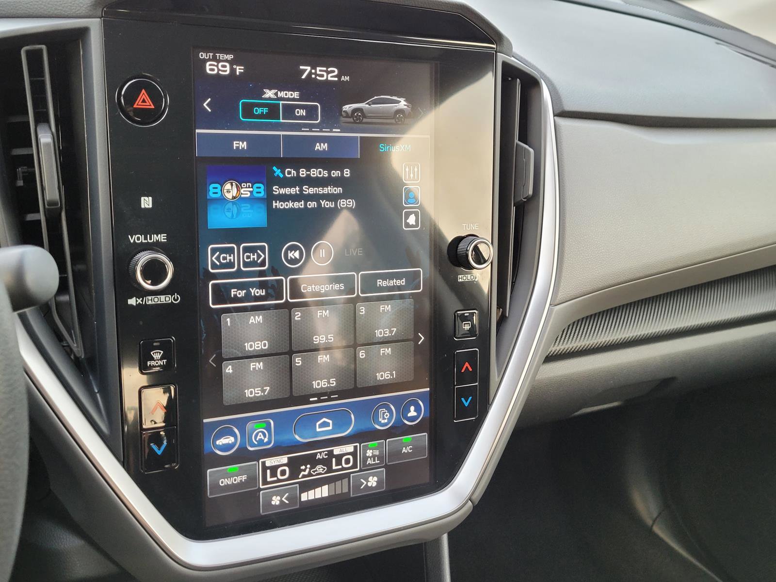 Certified 2024 Subaru Crosstrek 2.0i Premium image 11