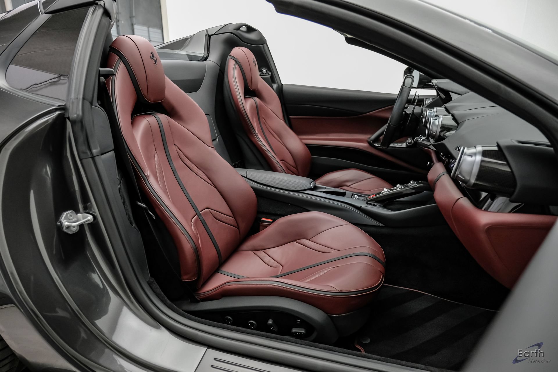 Used 2023 Ferrari 812 GTS RWD image 61