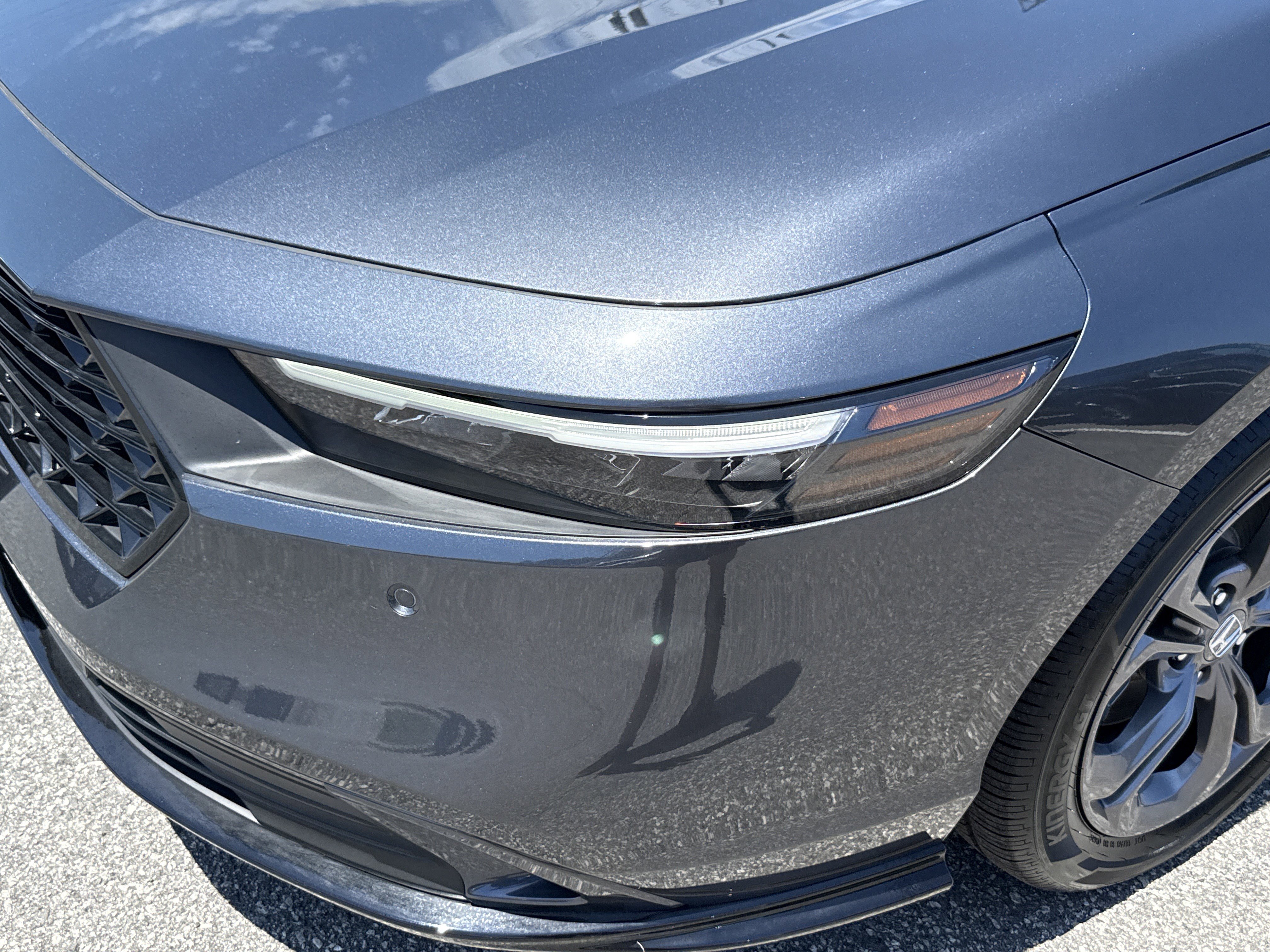Certified 2025 Honda Accord EX-L image 2