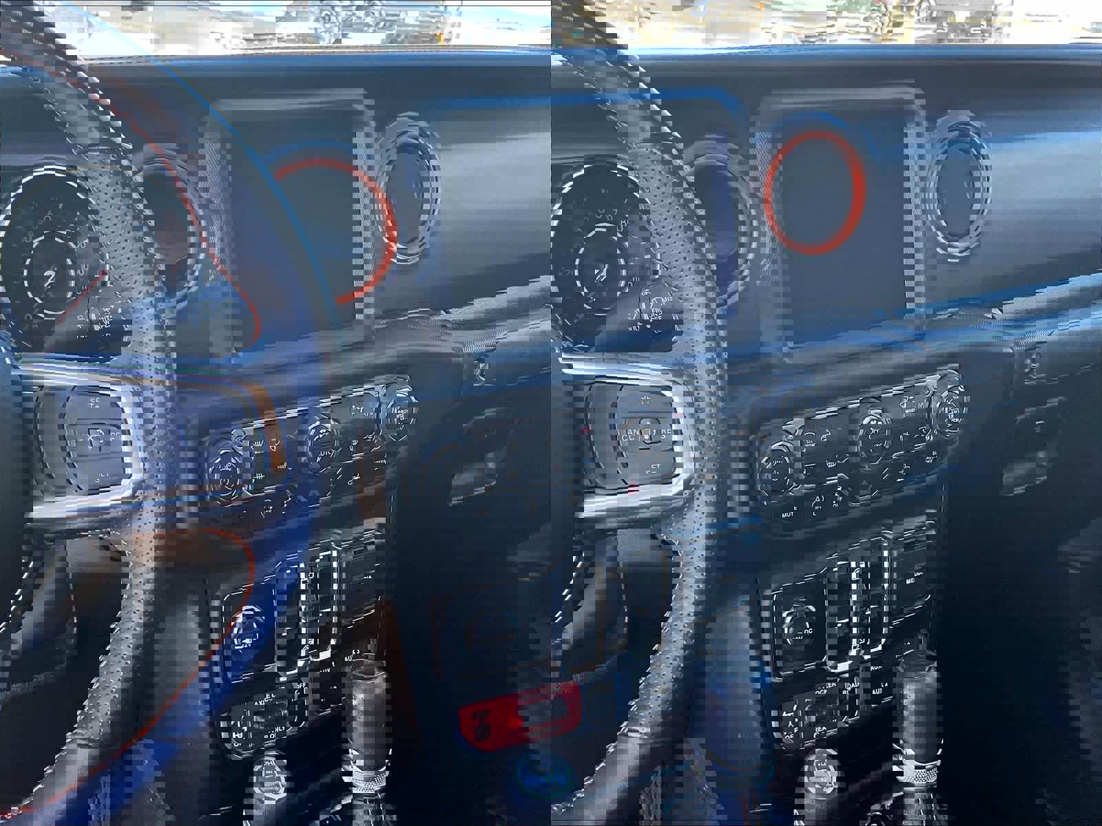 Used 2022 Jeep Gladiator Mojave w/ Cold Weather Group image 18