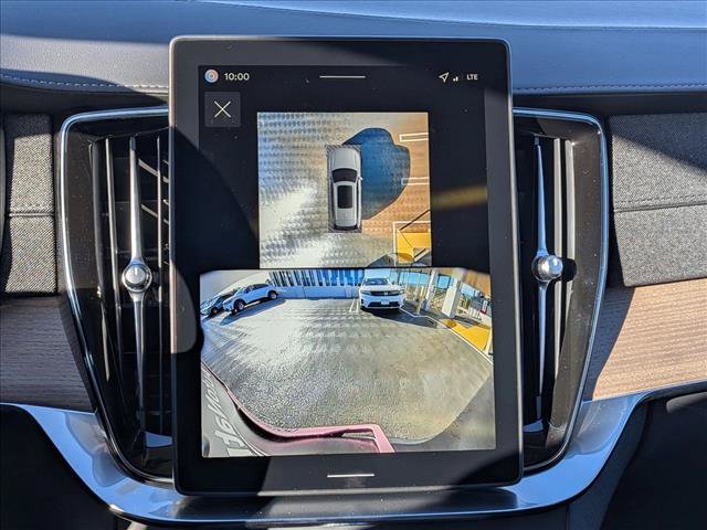 New 2026 Volvo XC90 B5 Plus w/ Protection Package AWD/4WD image 15