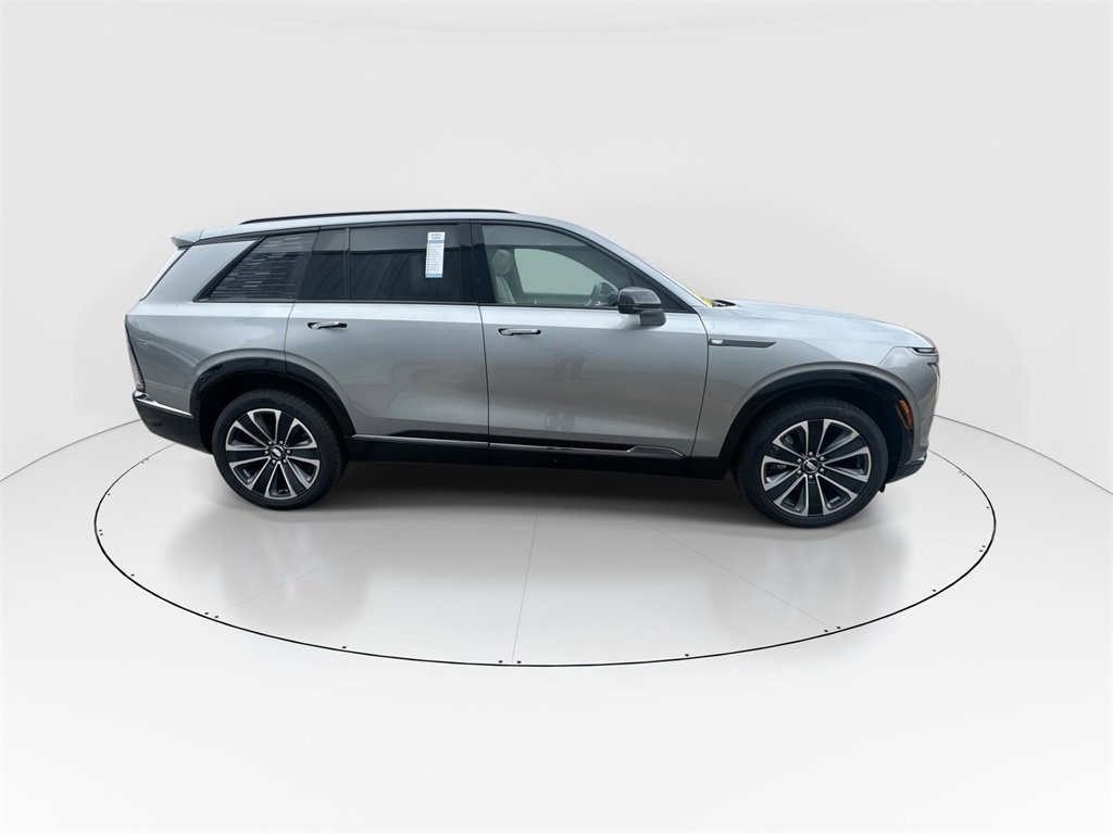 Used 2026 Cadillac Vistiq Sport image 9