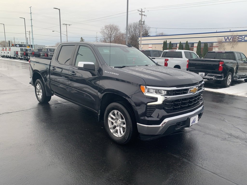 Used 2022 Chevrolet Silverado 1500 LT image 1