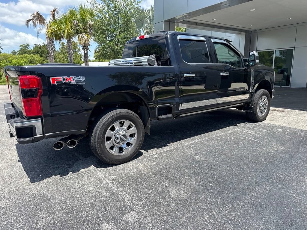 Used 2023 Ford F250 Lariat w/ Lariat Ultimate Package AWD/4WD image 3