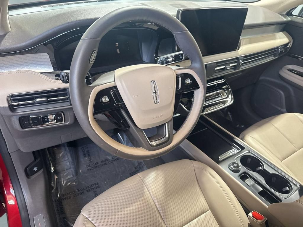 Certified 2023 Lincoln Corsair AWD w/ Equipment Group 101A image 11