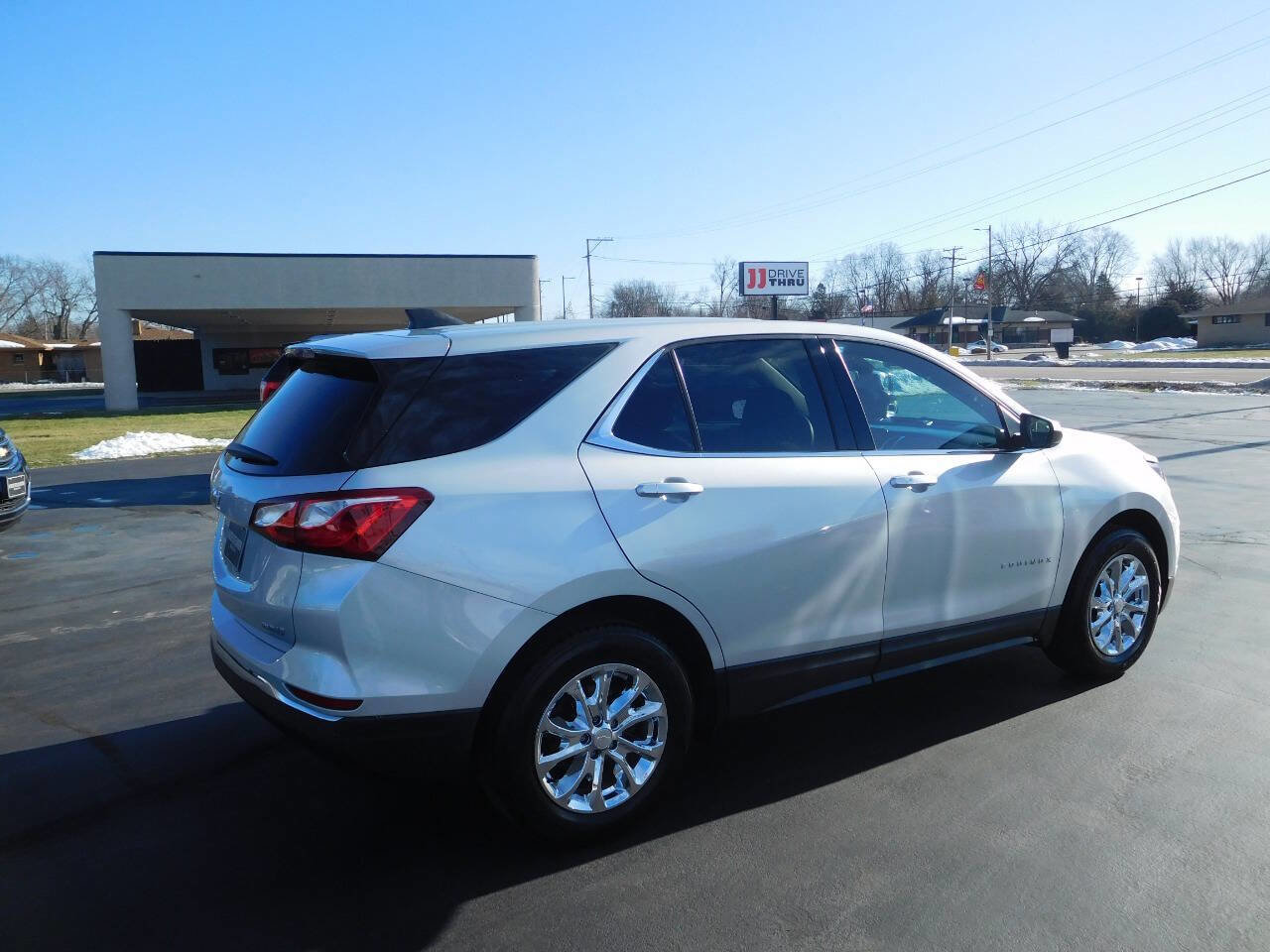Used 2020 Chevrolet Equinox LT image 12