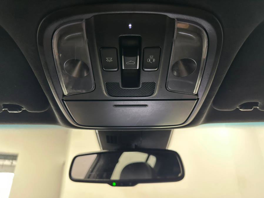 Used 2019 Kia Stinger GTS image 47