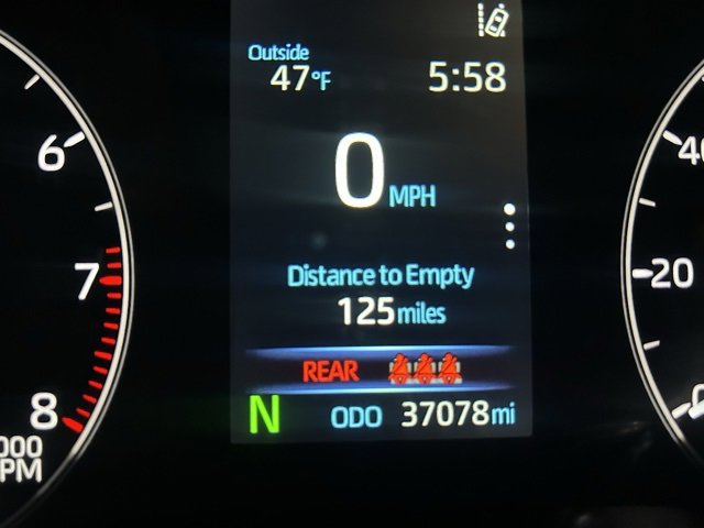 Used 2024 Toyota Corolla Cross LE image 15