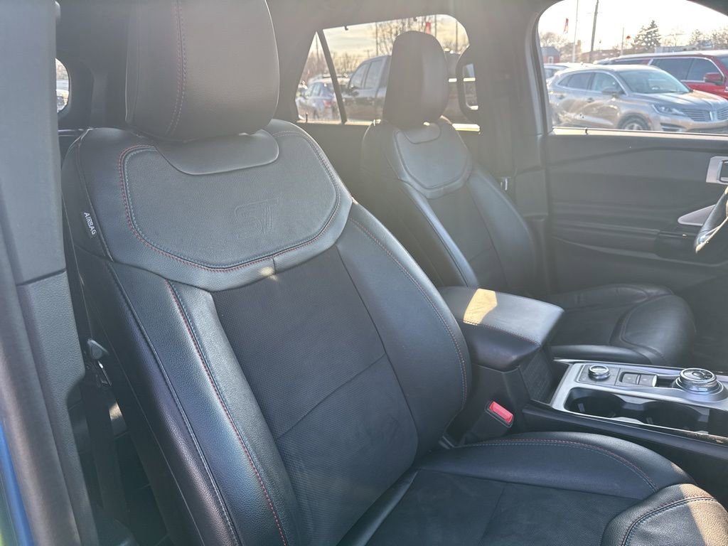 Used 2023 Ford Explorer ST w/ Equipment Group 401A image 32