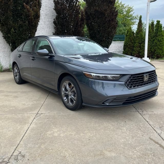 Certified 2023 Honda Accord EX image 6