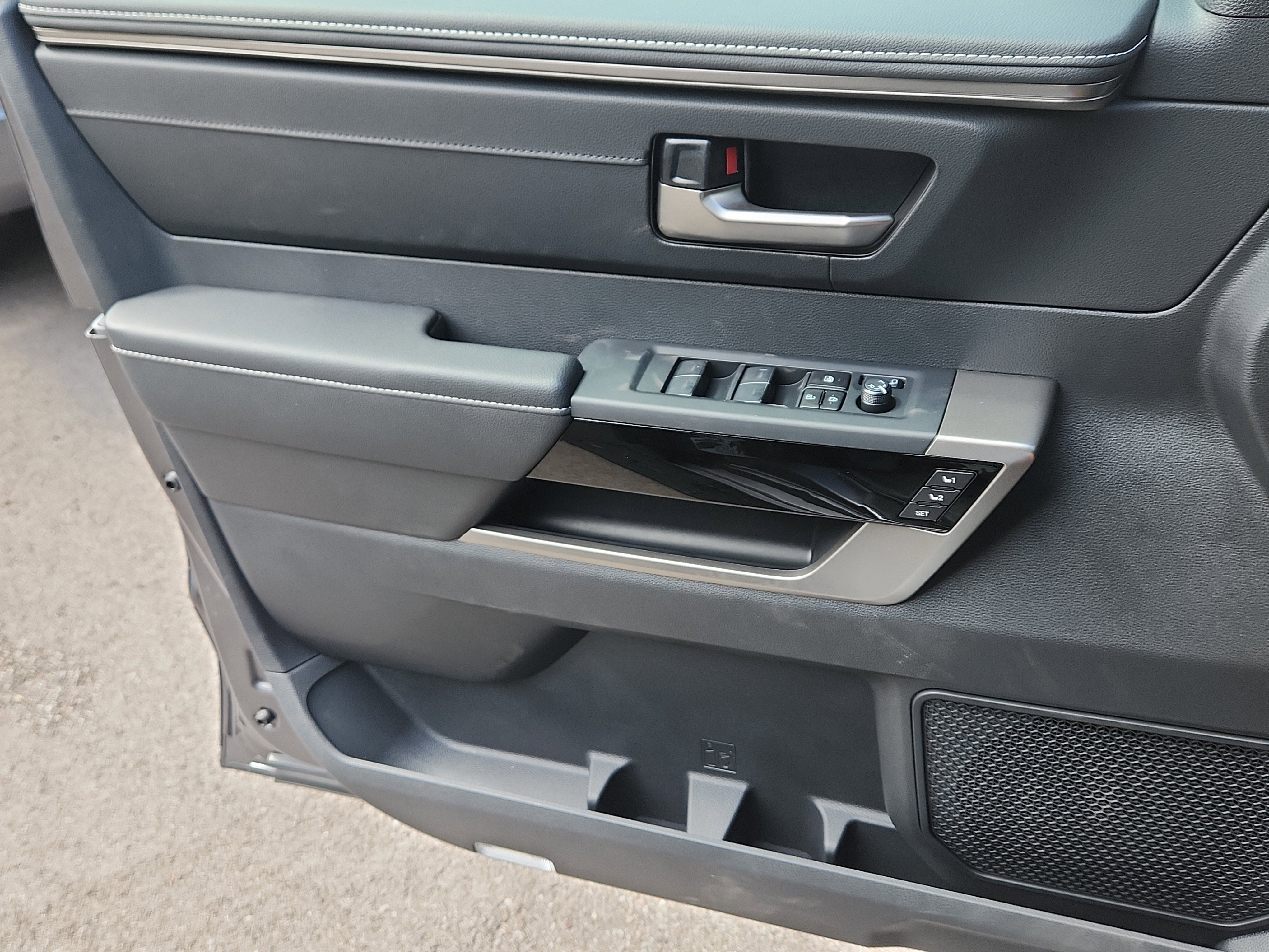New 2026 Toyota Sequoia Limited AWD/4WD image 6
