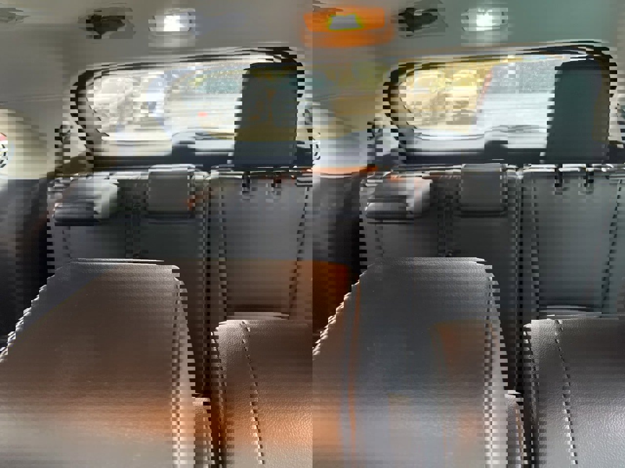 Used 2023 Toyota Highlander XLE image 12