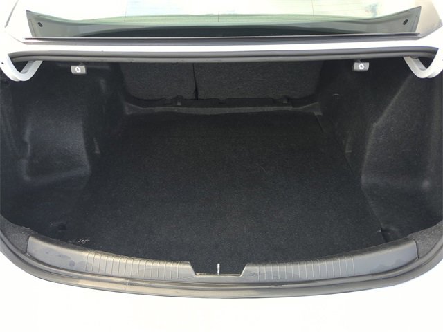 Used 2024 Chevrolet Malibu LT image 12