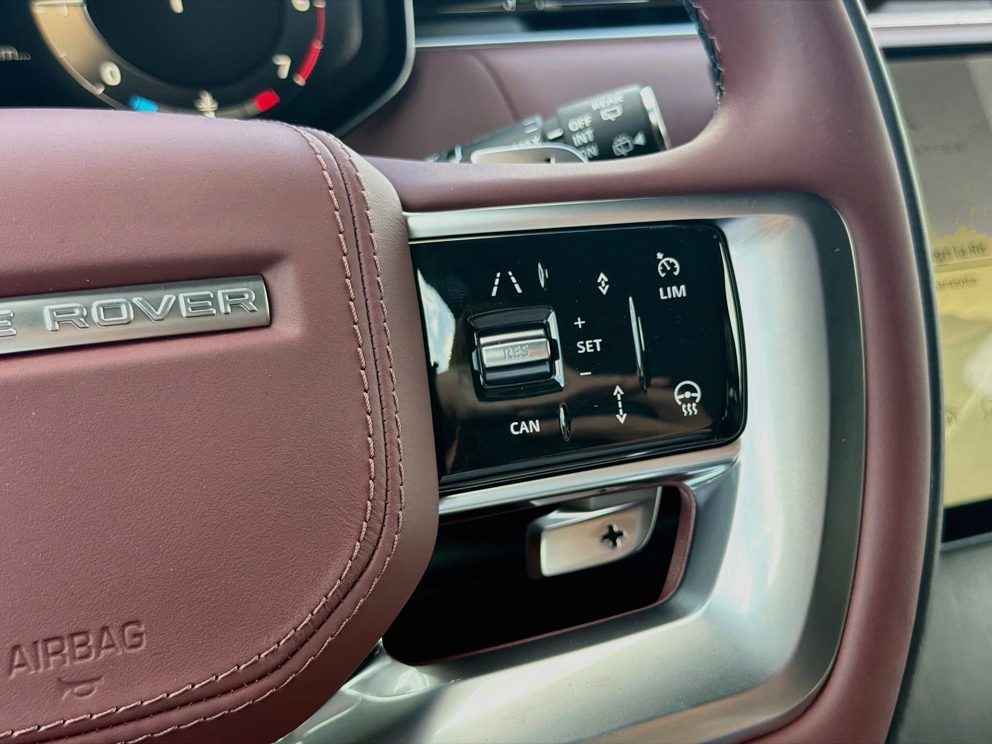 New 2026 Land Rover Range Rover SE AWD/4WD image 40