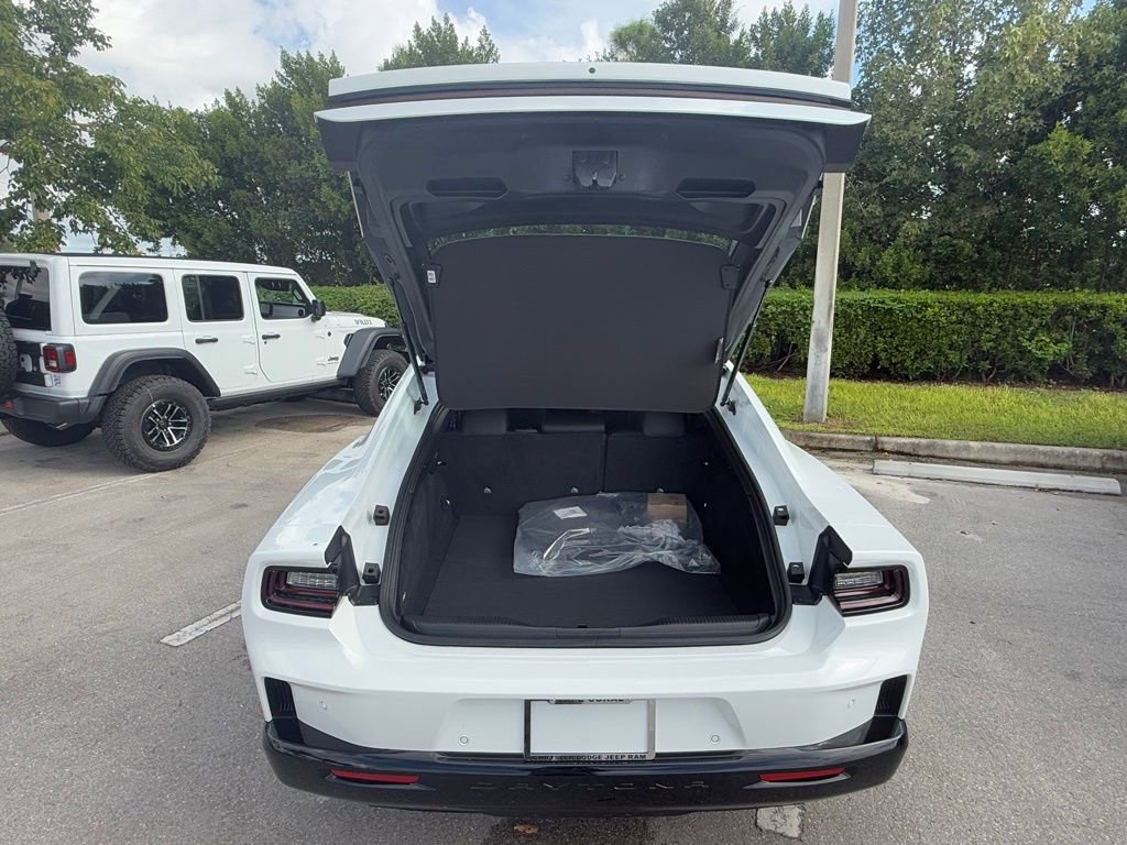 New 2026 Dodge Charger R/T Scat Pack image 32