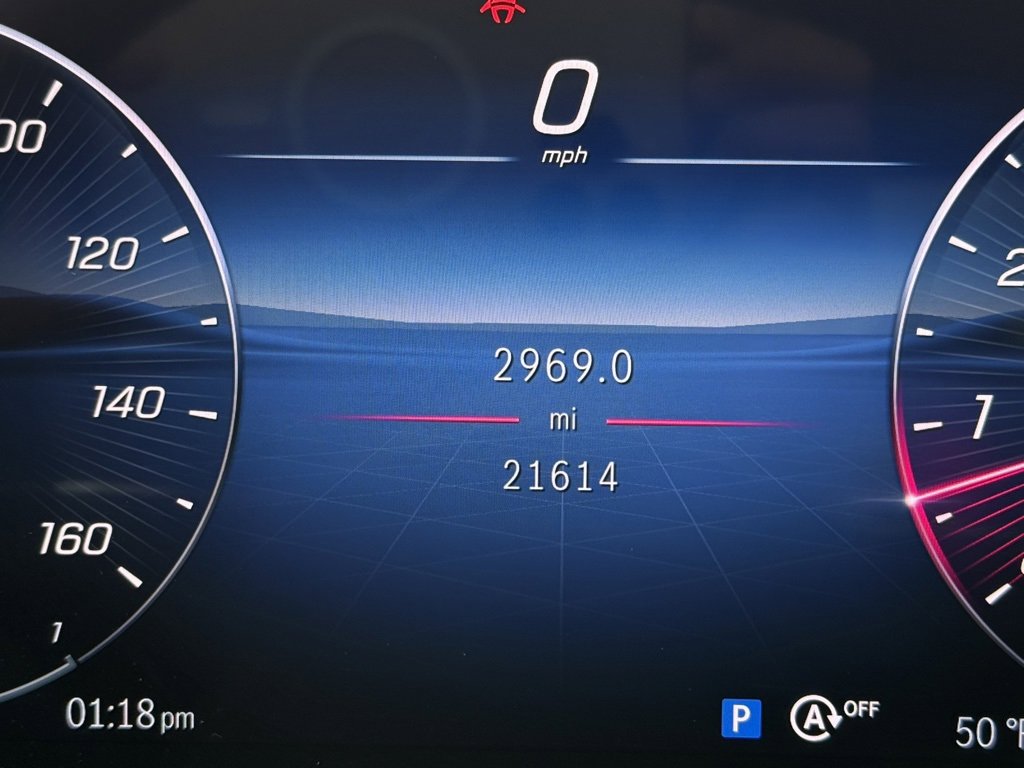 Used 2025 Mercedes-Benz C 300 Sedan image 18