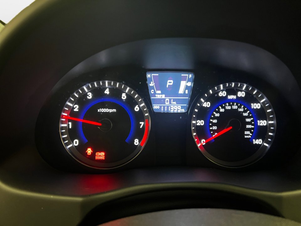 Used 2013 Hyundai Accent GS image 14