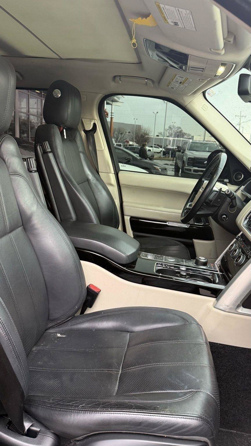 Used 2013 Land Rover Range Rover HSE AWD/4WD image 16