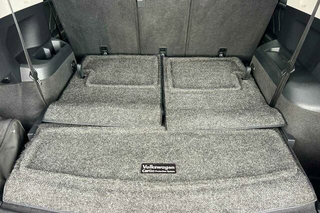 Certified 2022 Volkswagen Tiguan SE FWD image 15