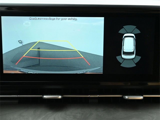 Used 2022 Kia Carnival EX image 27