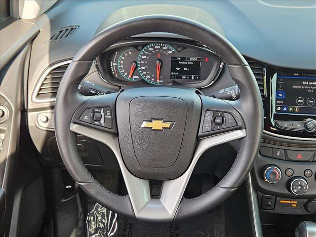 Used 2022 Chevrolet Trax LT w/ Driver Confidence Package AWD/4WD image 14