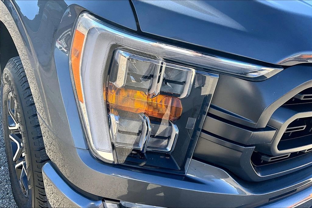 Certified 2022 Ford F150 XLT w/ Equipment Group 302A High image 30