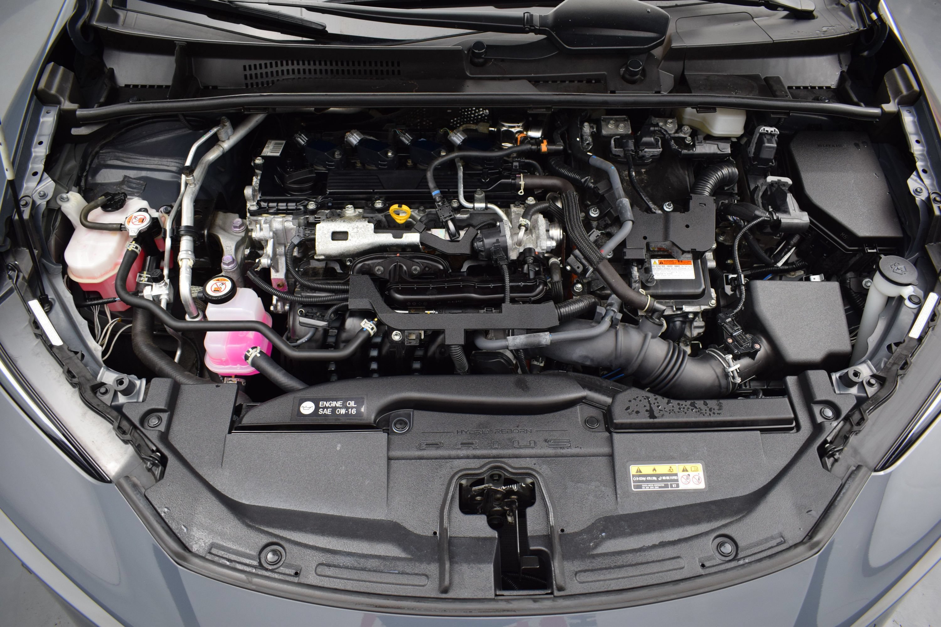 Used 2023 Toyota Prius Limited AWD/4WD image 9