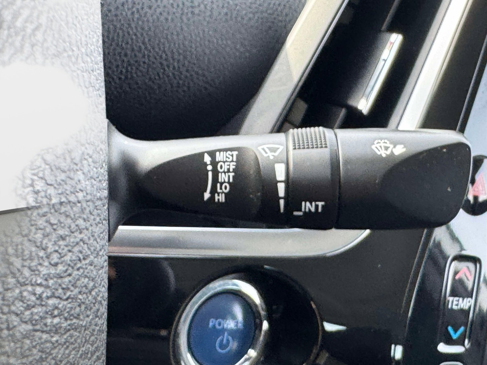 Used 2020 Toyota Prius Prime XLE FWD image 21